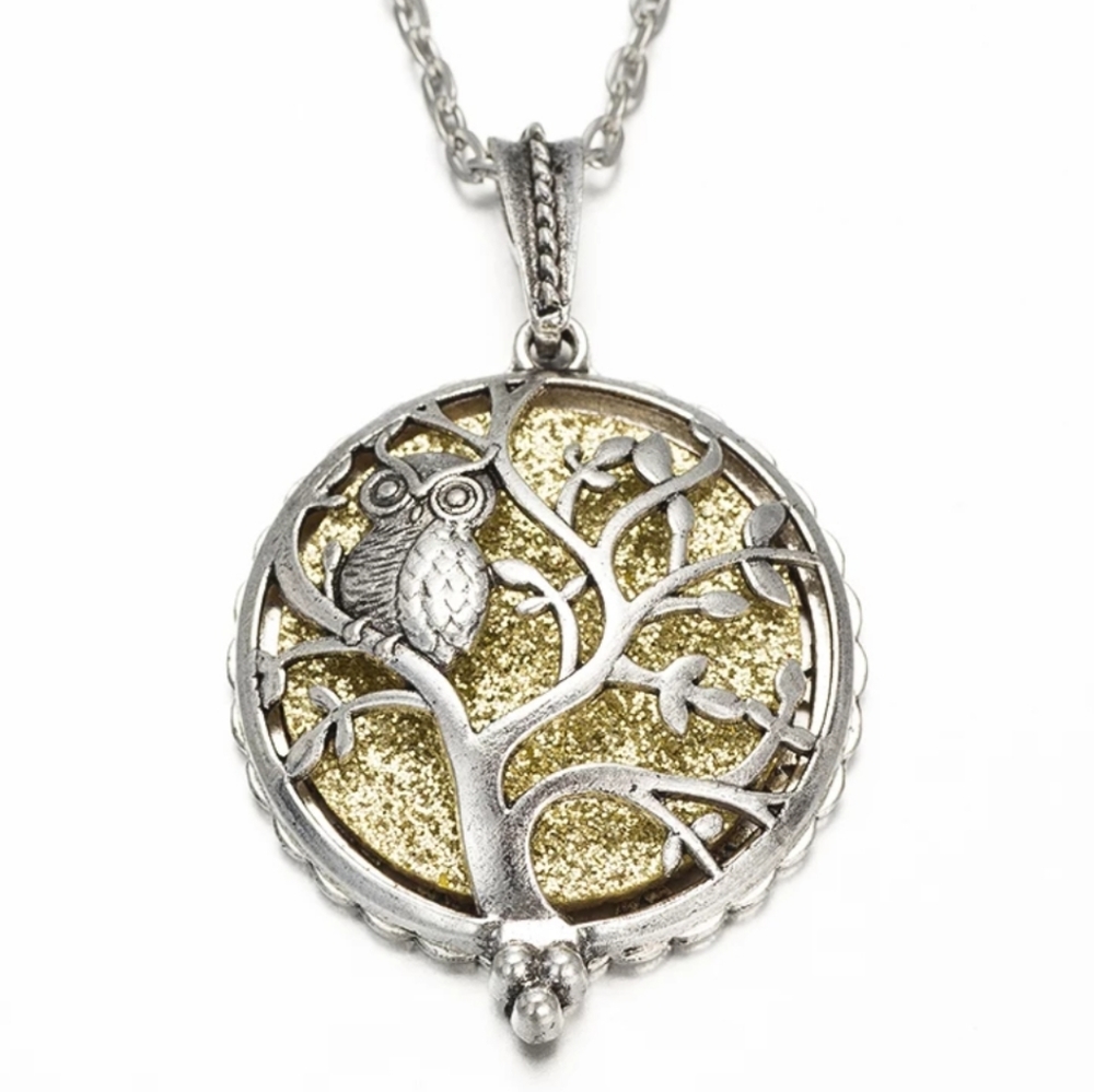 *Izzy* Pendant Oil Diffuser necklace - Picture 3 of 3